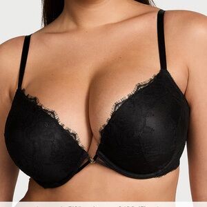 34D Victoria's Secret Black Lace Bra Plunge